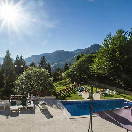 Apartamentos Multibaqueira Бакейра-Берет Екстер'єр фото