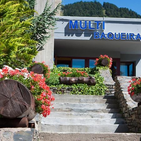 Apartamentos Multibaqueira Бакейра-Берет Екстер'єр фото