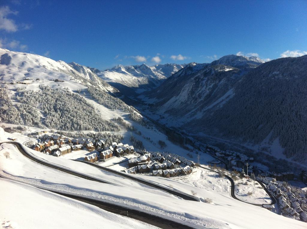 Apartamentos Multibaqueira Бакейра-Берет Екстер'єр фото