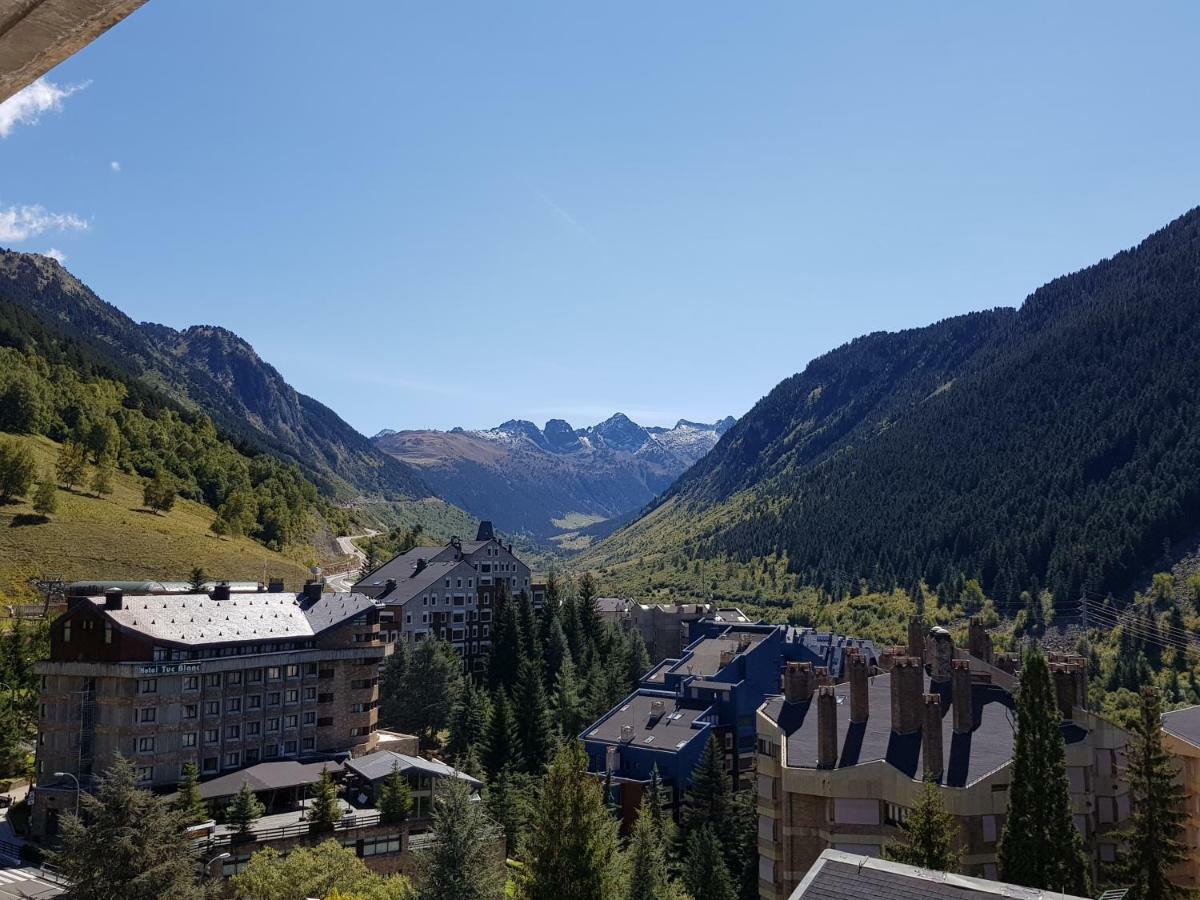 Apartamentos Multibaqueira Бакейра-Берет Екстер'єр фото