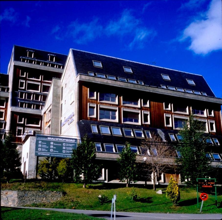 Apartamentos Multibaqueira Бакейра-Берет Екстер'єр фото